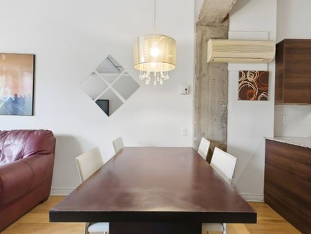 1200 Rue St Alexandre, Montréal (Ville-Marie), QC H3B - Photo 2