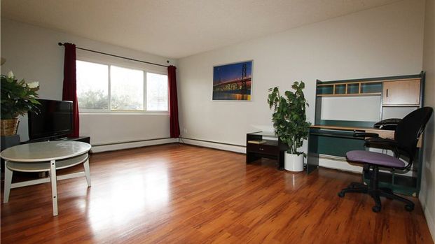 2 Bedroom Condo For Rent In Chinook Park/ All Utilities Included! - Photo 1