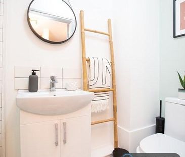 1 bedroom flat to rent - Photo 6