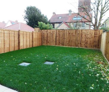 3 bedroom semi-detached house to rent - Photo 6