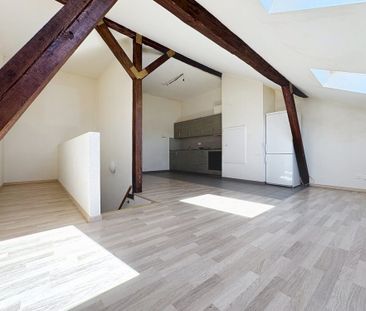 Bel appartement rafraîchi de 2 pièces au 3ème étage - Photo 3