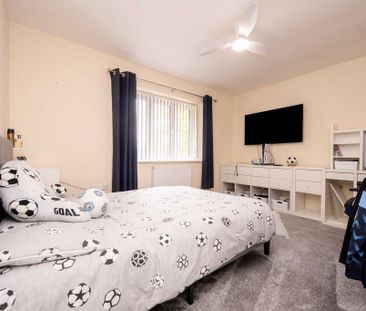 4 bedroom property to rent - Photo 5
