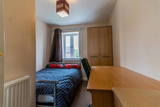 1A Barmby Avenue - Photo 1