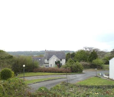 2 bedroom bungalow to rent - Photo 1