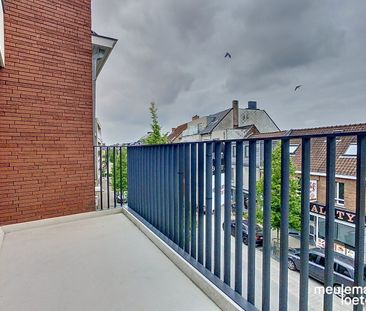 Centraal gelegen appartement met parking - Photo 5