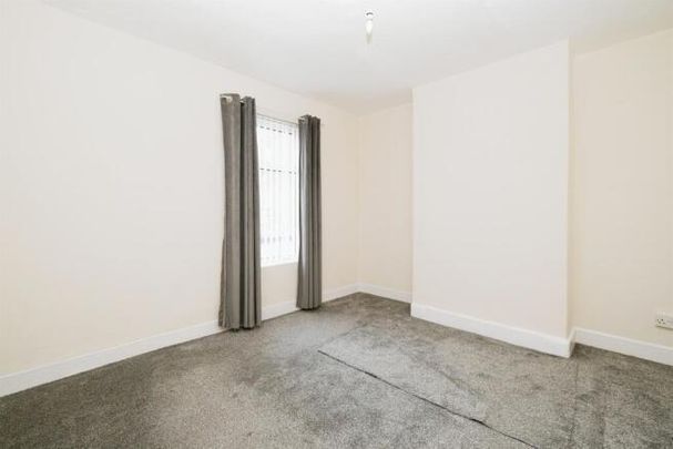 Gordon Street - Photo 1