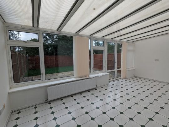 Little Crosby Road, L23 2TE - **Avail... - Photo 1