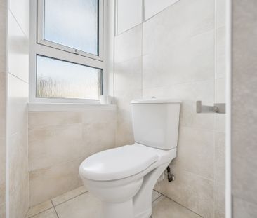 Esmond Street - Photo 5