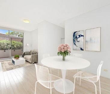 Large One Bedroom Apartment Located in a Security Building - Photo 2