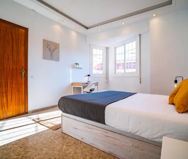 Carrer dOccident, L'Hospitalet de Llobregat, Catalonia 08903 - Photo 4