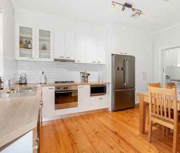 Beautifully Updated Home – Fantastic Location! - Photo 4