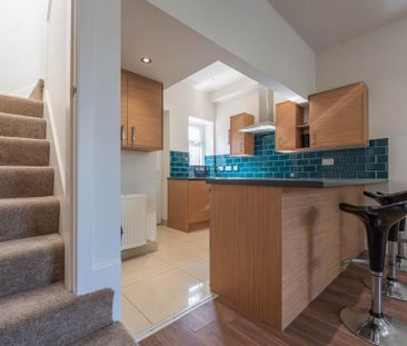 3 bedroom terraced house to rent - Photo 4