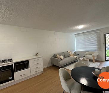 Beautifully Renovated One Bedroom Unit in St Marys - Not To Be Missed!! - Photo 1
