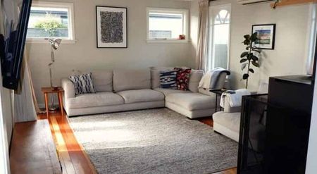 Lovely 3 bedroom family home! - Photo 5