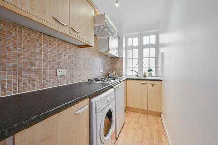 Studio to rent - Photo 5