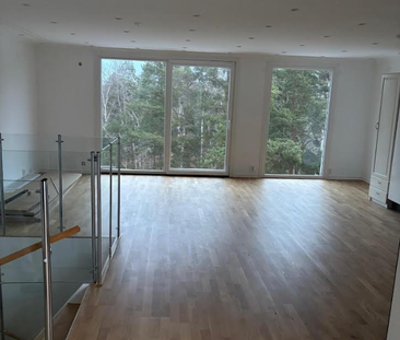 Långrevsgatan, Saltsjöbaden - Photo 1