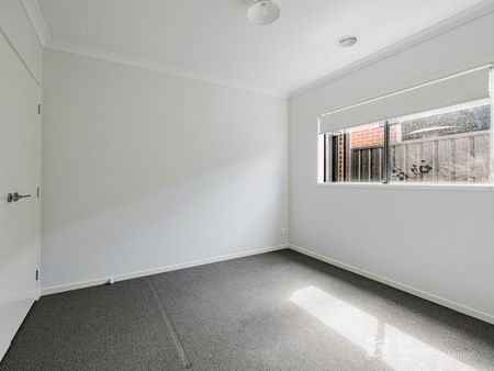 4 Bedroom Beauty - Photo 4