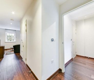 1 bedroom flat available to rent in Sovereign Court, Wapping, E1W - Photo 1