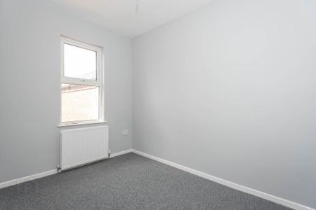 74 Tates Avenue, Belfast, BT9 7BZ - Photo 5