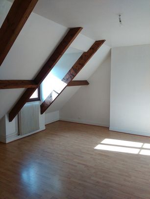 Location Maison 5 Pièces 86 m² - Photo 1