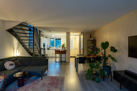 Te huur: Huis Abebe Bikilastraat in Almere - Photo 2