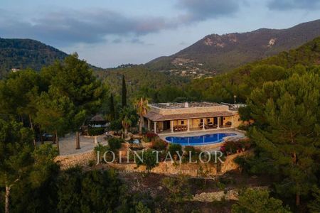Luxury Villa for rent in San Jose, Balearic Islands - Photo 3