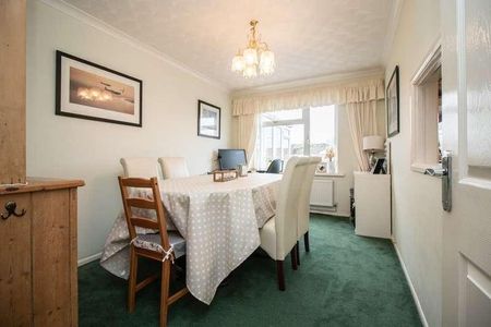 Blaen-y-coed, Radyr, CF15 - Photo 3