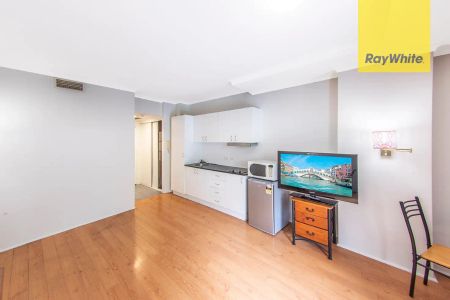 “FURNISHED STUDIO APARTMENT” - Photo 5