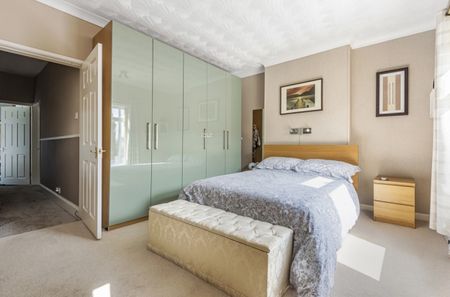 3 bed Semi-Detached House for Rent - Photo 3