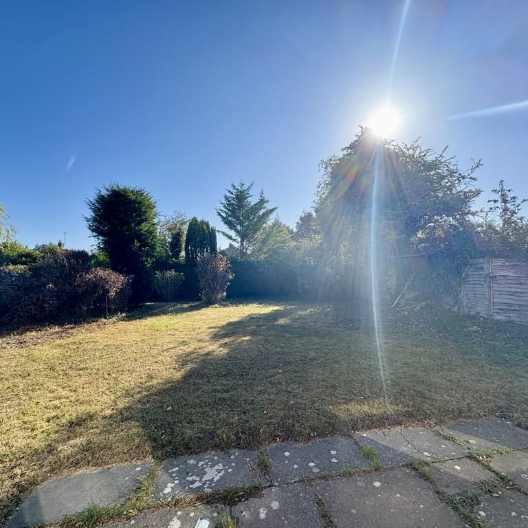 4 bedroom detached house to rent - Photo 1