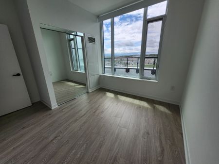 For Lease - 2495 Eglinton Avenue Unit# 806, Mississauga, Ontario - Photo 2