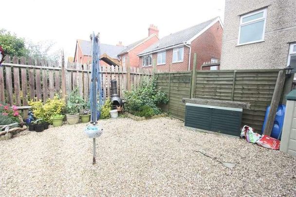 Portland Road, Weymouth, DT4 - Photo 1