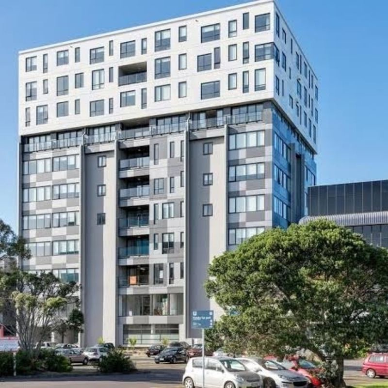 Putney Way Apartment in the Heart of Manukau CBD - Photo 1