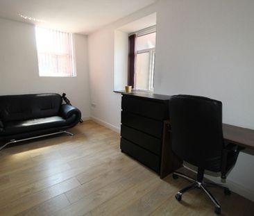 Flat , - Moor Lane, Preston - Photo 4