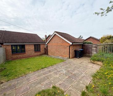 2 bedroom semi-detached bungalow to rent - Photo 5
