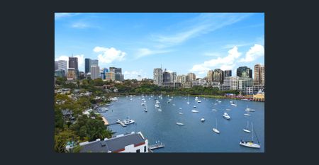 Fully furnished waterfront apartment with Lavender Bay views - Photo 3