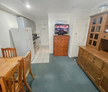 CITY CENTRE - Studio Apartment - Available NOW! - Photo 5