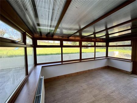 4 bedroom bungalow to rent - Photo 2