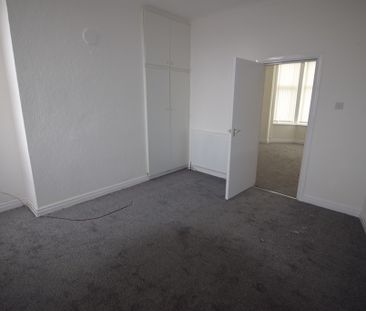 To Let 1 Bed Ground Floor Flat - Photo 4