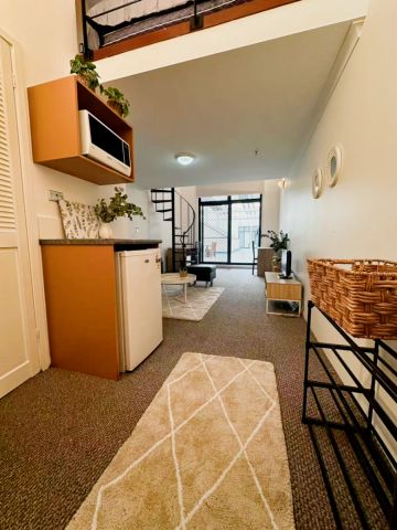 Studio-2101 - Photo 2