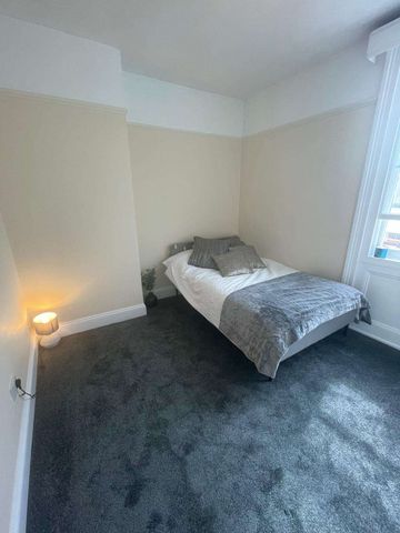 Exceptional House Share in Brighton - Photo 2