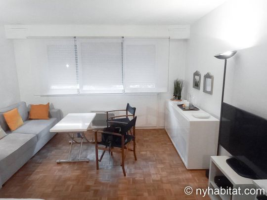 Logement à Paris, Location meublée - Photo 1