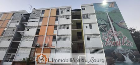 Location Appartement 4 pièces 60m² LES ABYMES 97139 - Photo 4