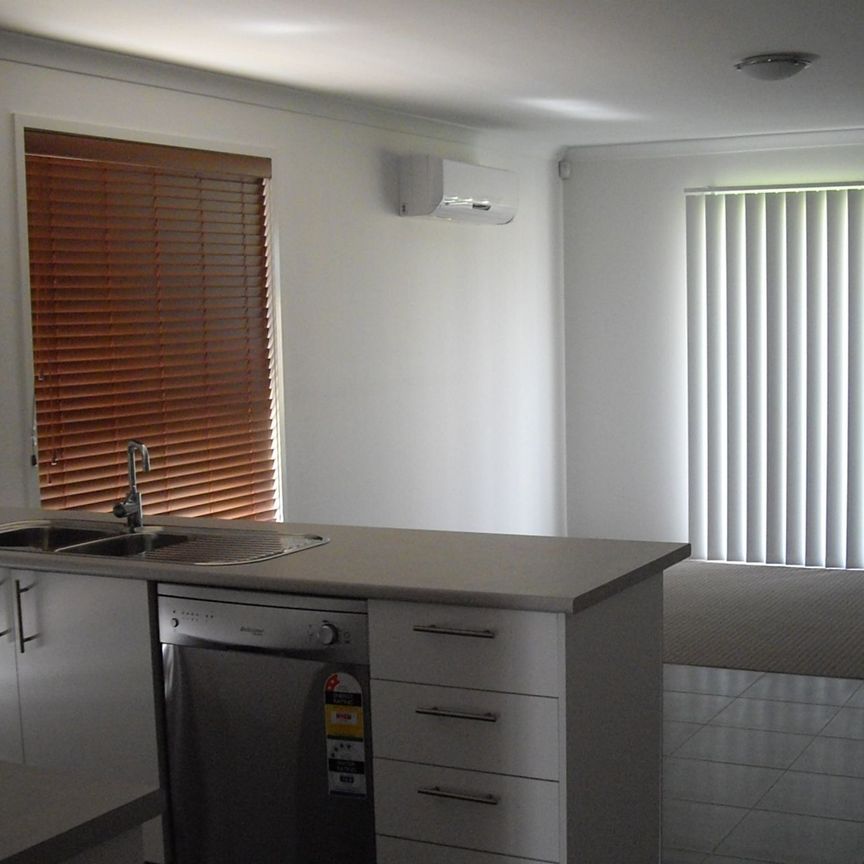 Modern 3 Bedroom Property in Smithfield Plains - Photo 1