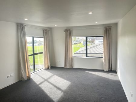 62a Cardiff Road, Pakuranga, Auckland - Photo 5