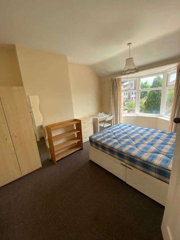 Fairholme Road, Fallowfield, M20 - Photo 4