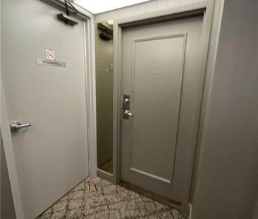 For Lease - 5 Lisa Street Unit# 704, Brampton, Ontario - Photo 3