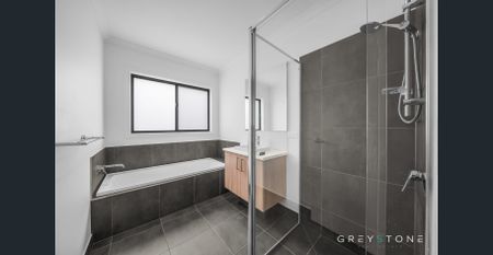 Stunning 4-Bedroom Family Home for Lease - 3 Hillgate Grove, Fraser Rise - Photo 2