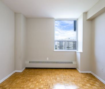 6161 Bathurst St - Photo 1