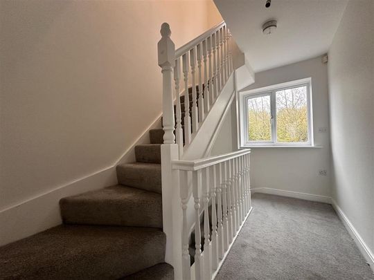 3 bedroom townhouse to rent - Photo 1